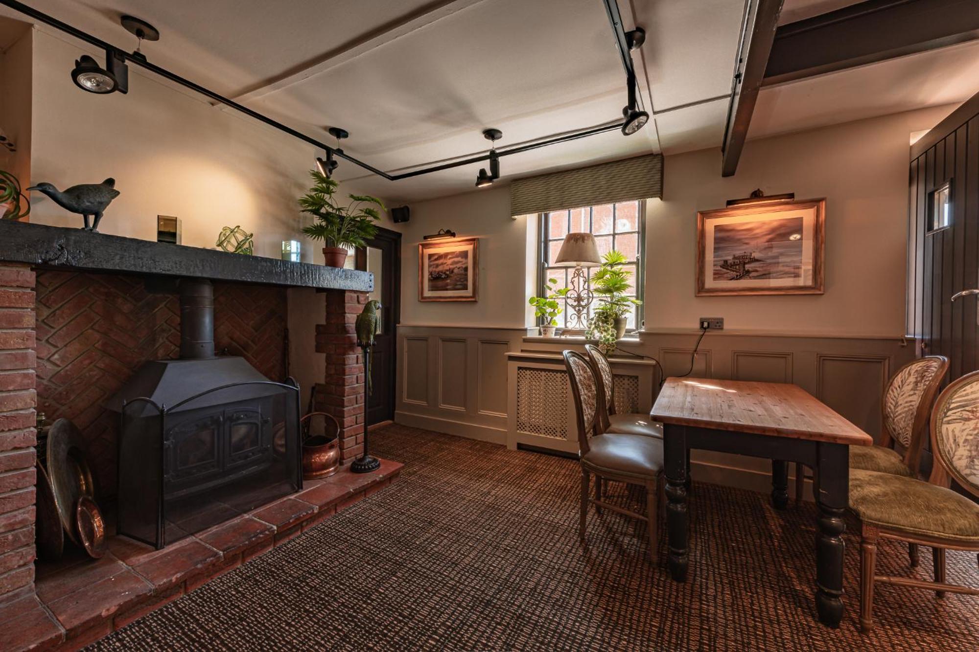 The King William IV Country Inn & Restaurant Sedgeford Экстерьер фото