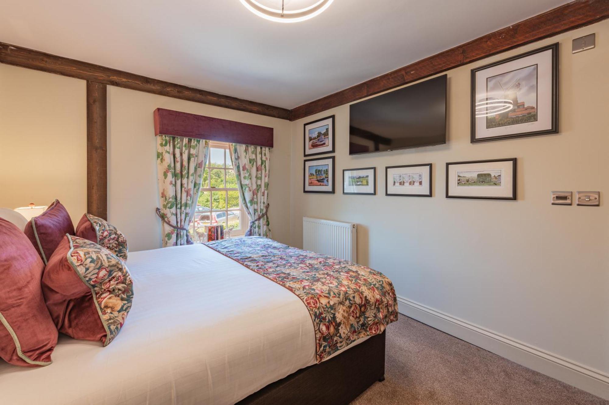 The King William IV Country Inn & Restaurant Sedgeford Экстерьер фото